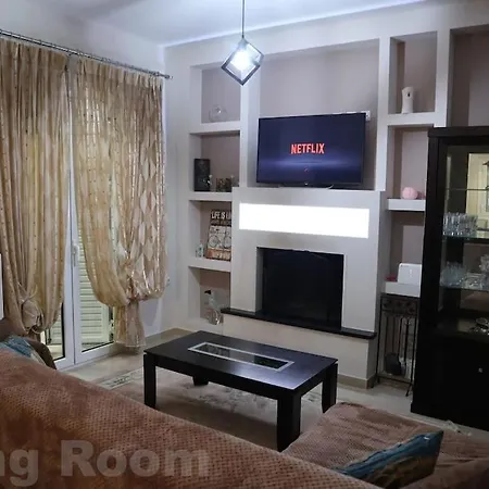 Cosy House In Agios Vasilios, Patras